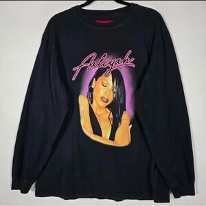 Aaliyah Shoe Palace Black Long Sleeve Crew Neck Graphic Tee Men’s Size L
